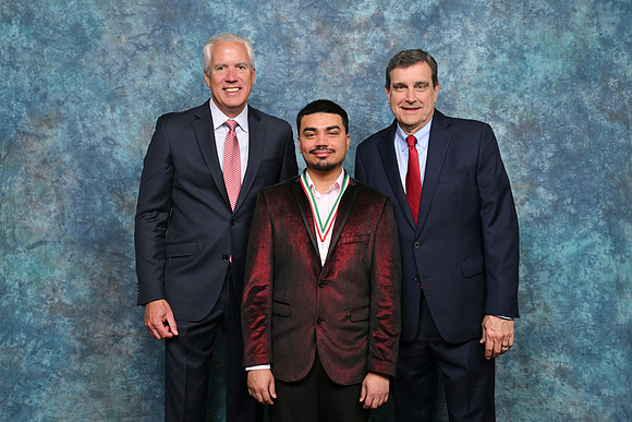 Loews Legends 00061