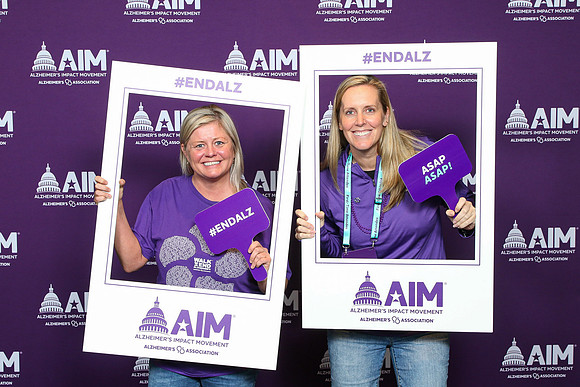 Alzheimer's Association 00216