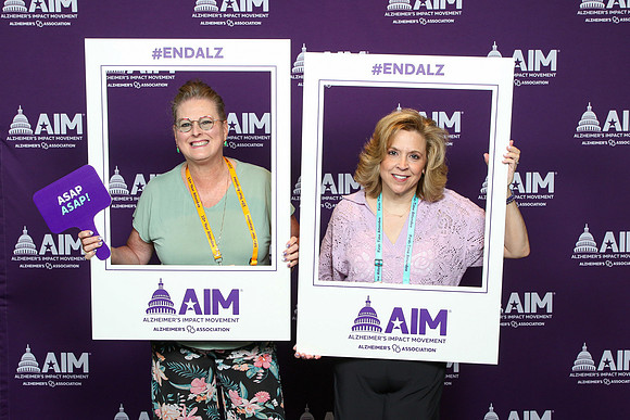 Alzheimer's Association 00221