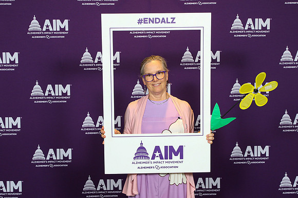 Alzheimer's Association 00543