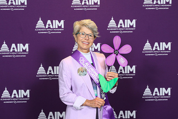 Alzheimer's Association 00549