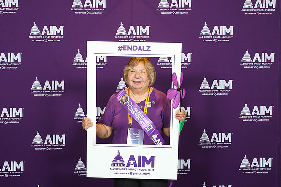 Alzheimer's Association 00555