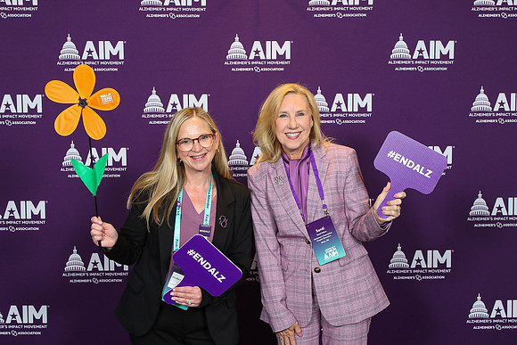 Alzheimer's Association 00554