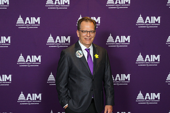 Alzheimer's Association 00642