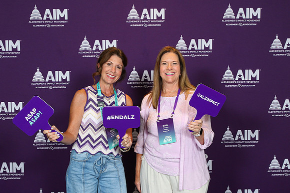 Alzheimer's Association 00723