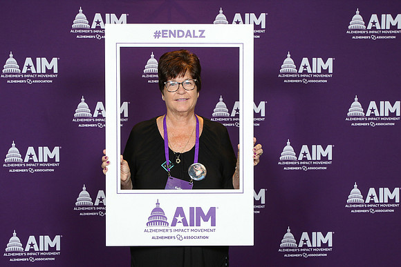 Alzheimer's Association 00727
