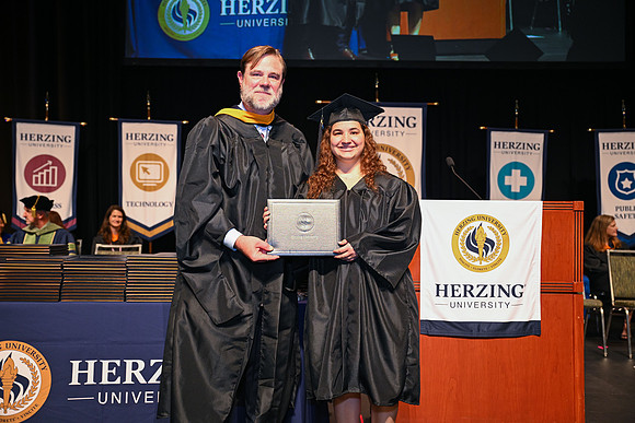 Herzing University 00165