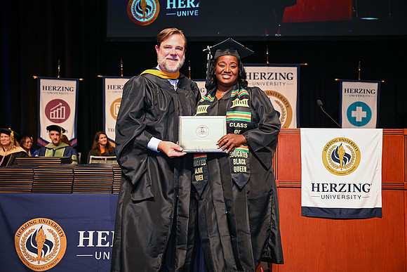 Herzing University 00174