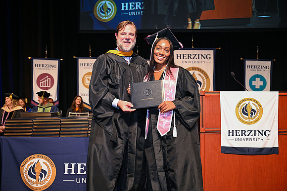 Herzing University 00179