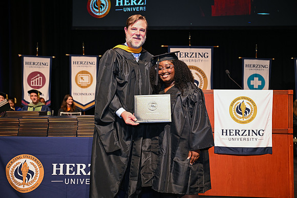 Herzing University 00185