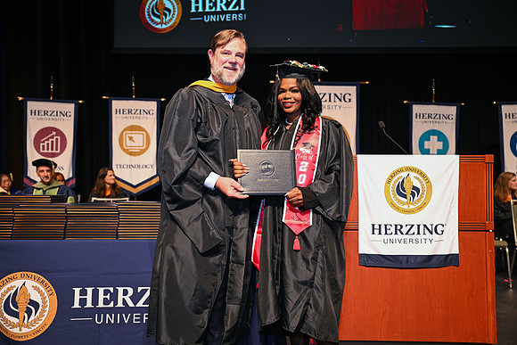 Herzing University 00186
