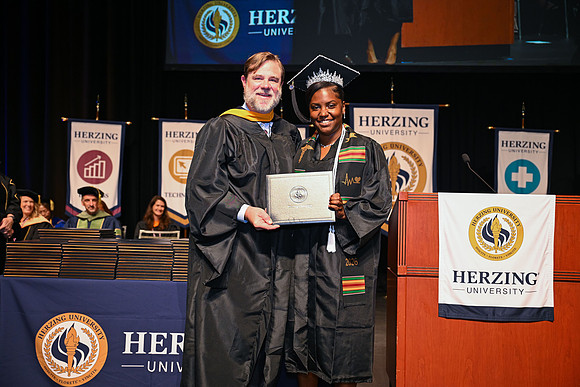 Herzing University 00187