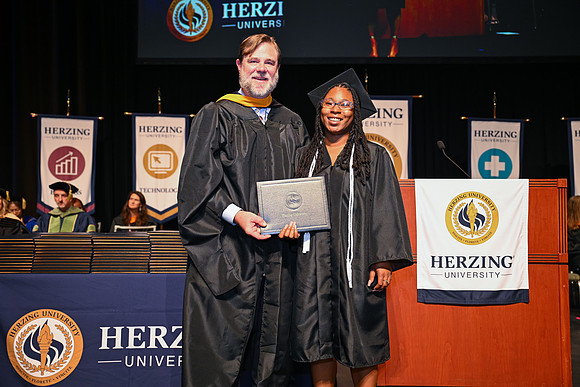 Herzing University 00192