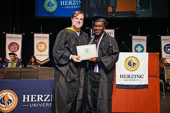 Herzing University 00195