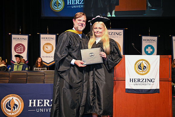 Herzing University 00199