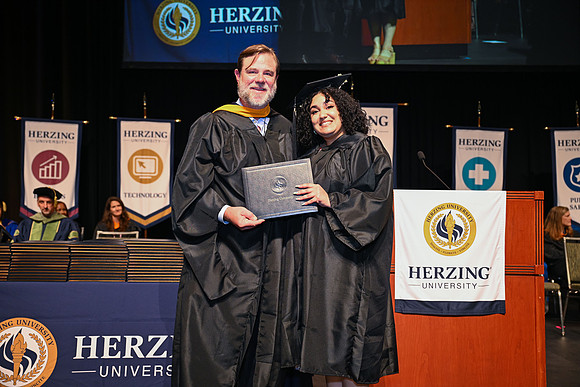 Herzing University 00234