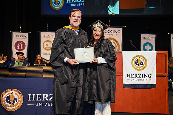 Herzing University 00233