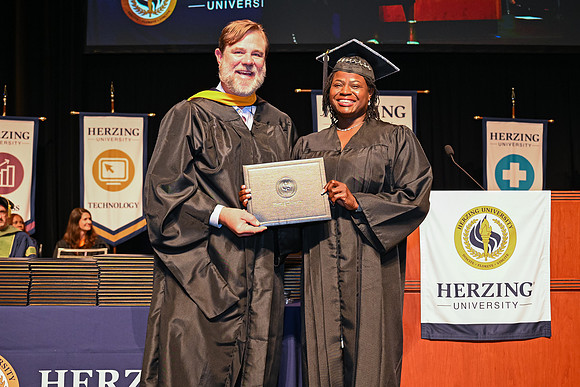 Herzing University 00274