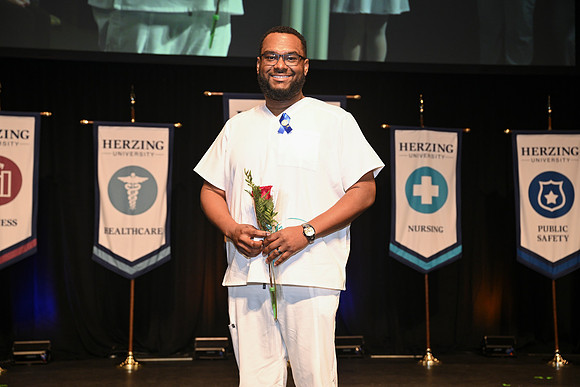 Herzing 00541