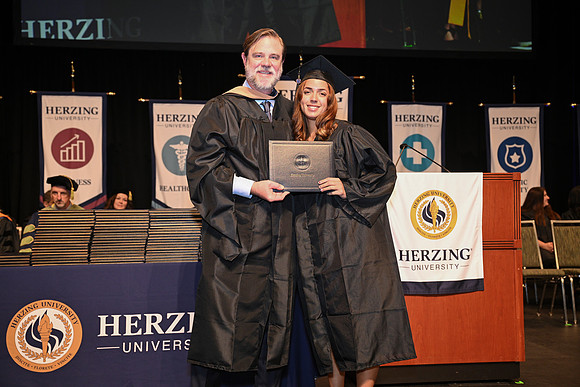 Herzing 00281