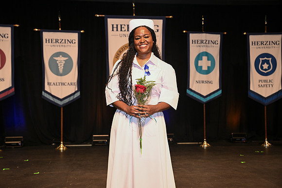 Herzing 00537