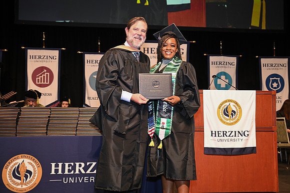 Herzing 00199