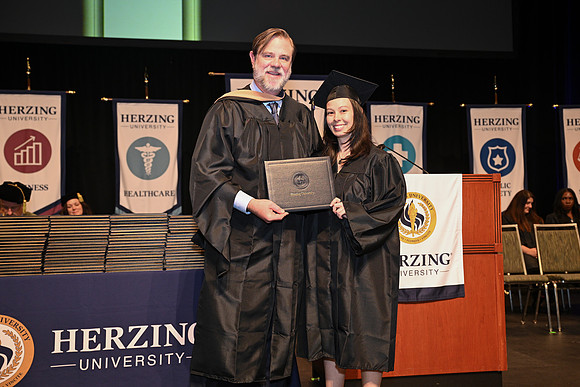 Herzing 00242