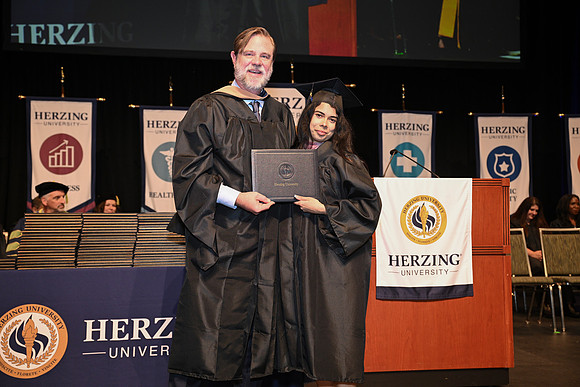 Herzing 00278