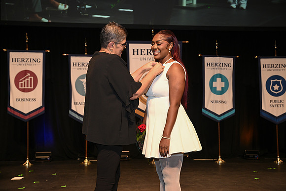 Herzing 00450
