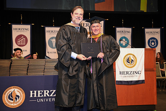 Herzing 00104