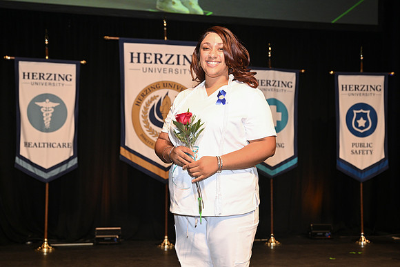 Herzing 00406