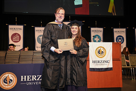 Herzing 00246
