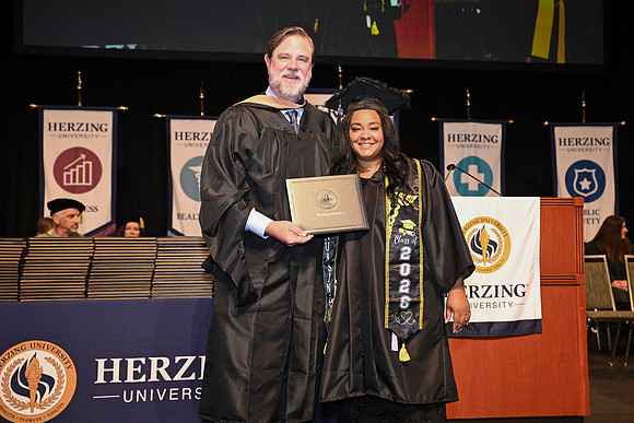 Herzing 00212