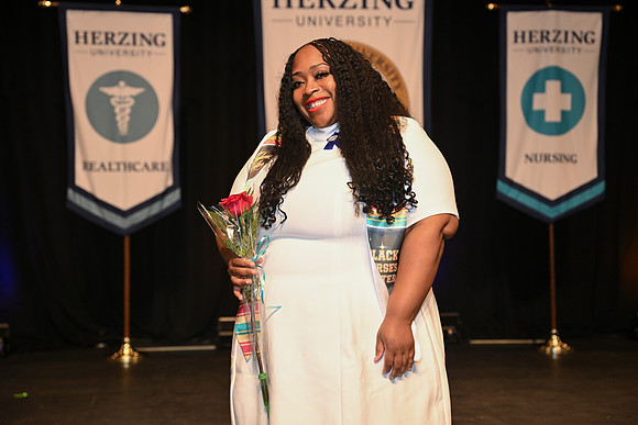 Herzing 00449