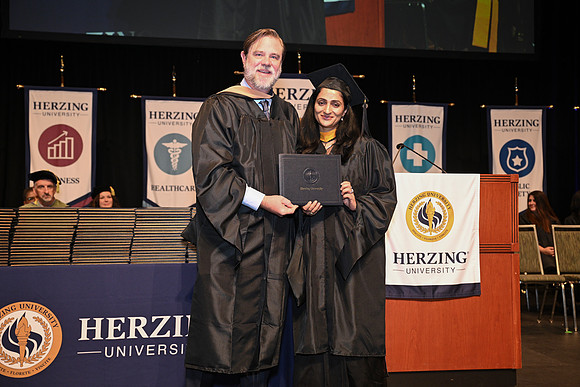 Herzing 00148