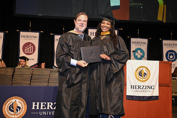 Herzing 00135