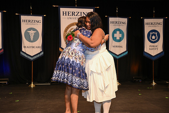 Herzing 00546