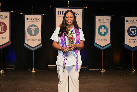 Herzing 00536