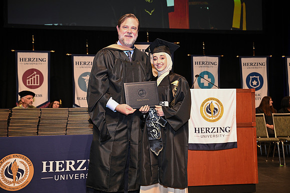 Herzing 00198