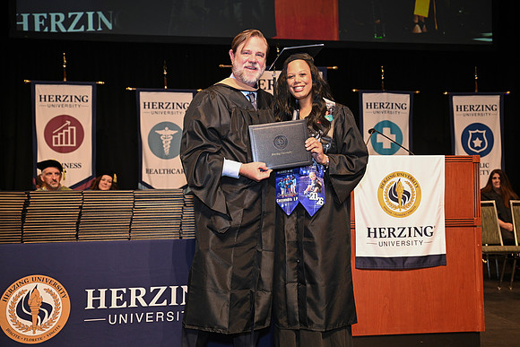 Herzing 00266