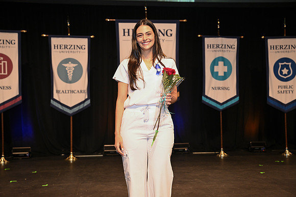 Herzing 00535