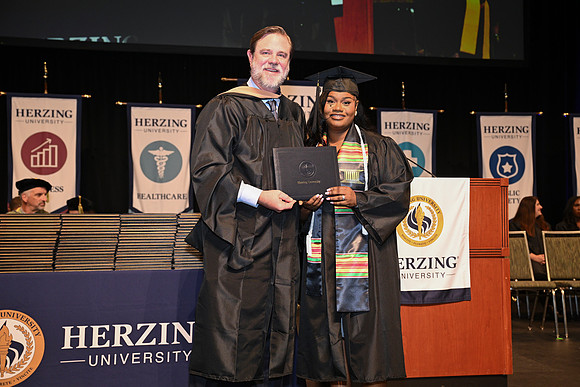 Herzing 00209