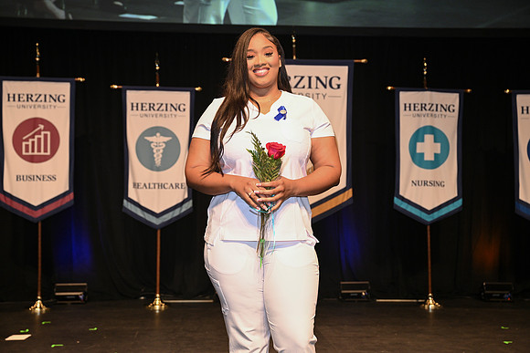 Herzing 00516