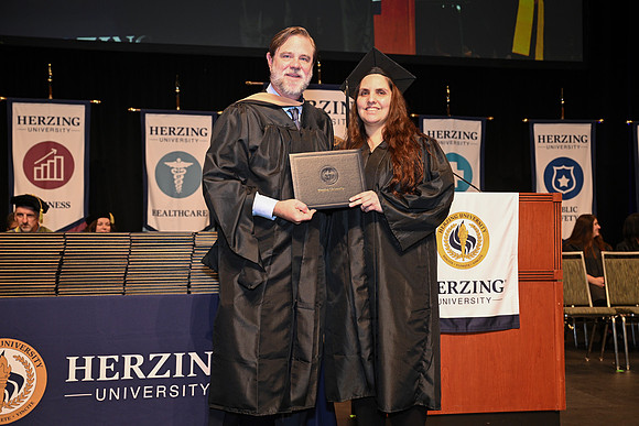 Herzing 00188