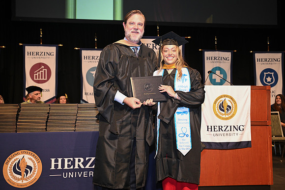 Herzing 00143