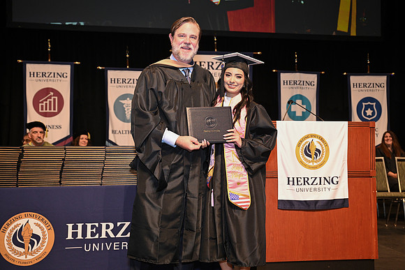 Herzing 00221