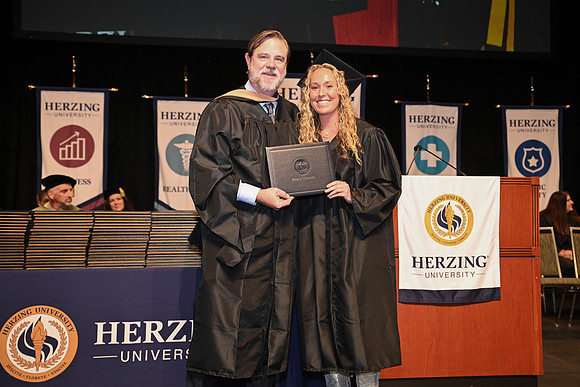 Herzing 00222