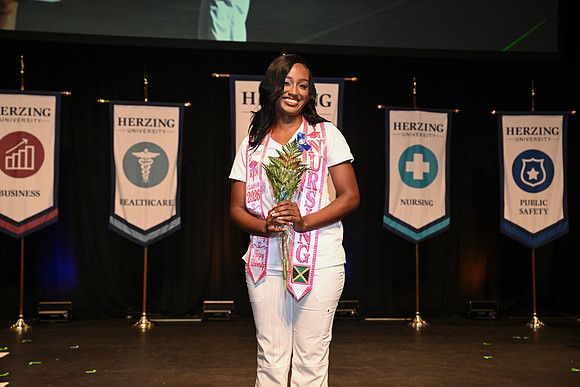 Herzing 00460