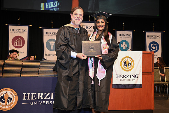 Herzing 00162